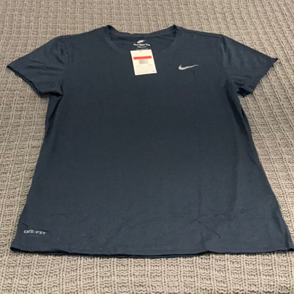 NWT Nike Dri-Fit Tee women’s large navy the Nike tee